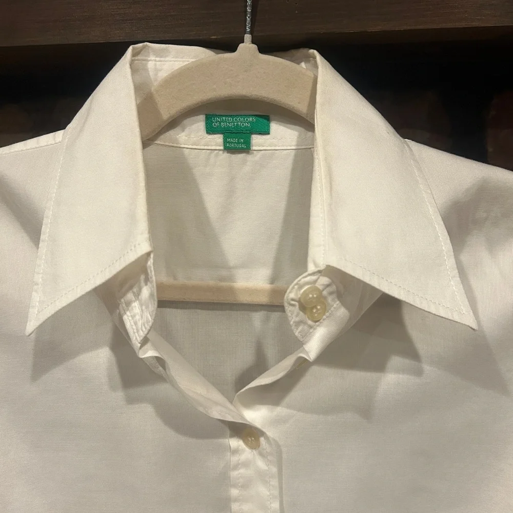 United Colors Of Benetton Classic White Button-Down Shirt - Picture 2 of 2